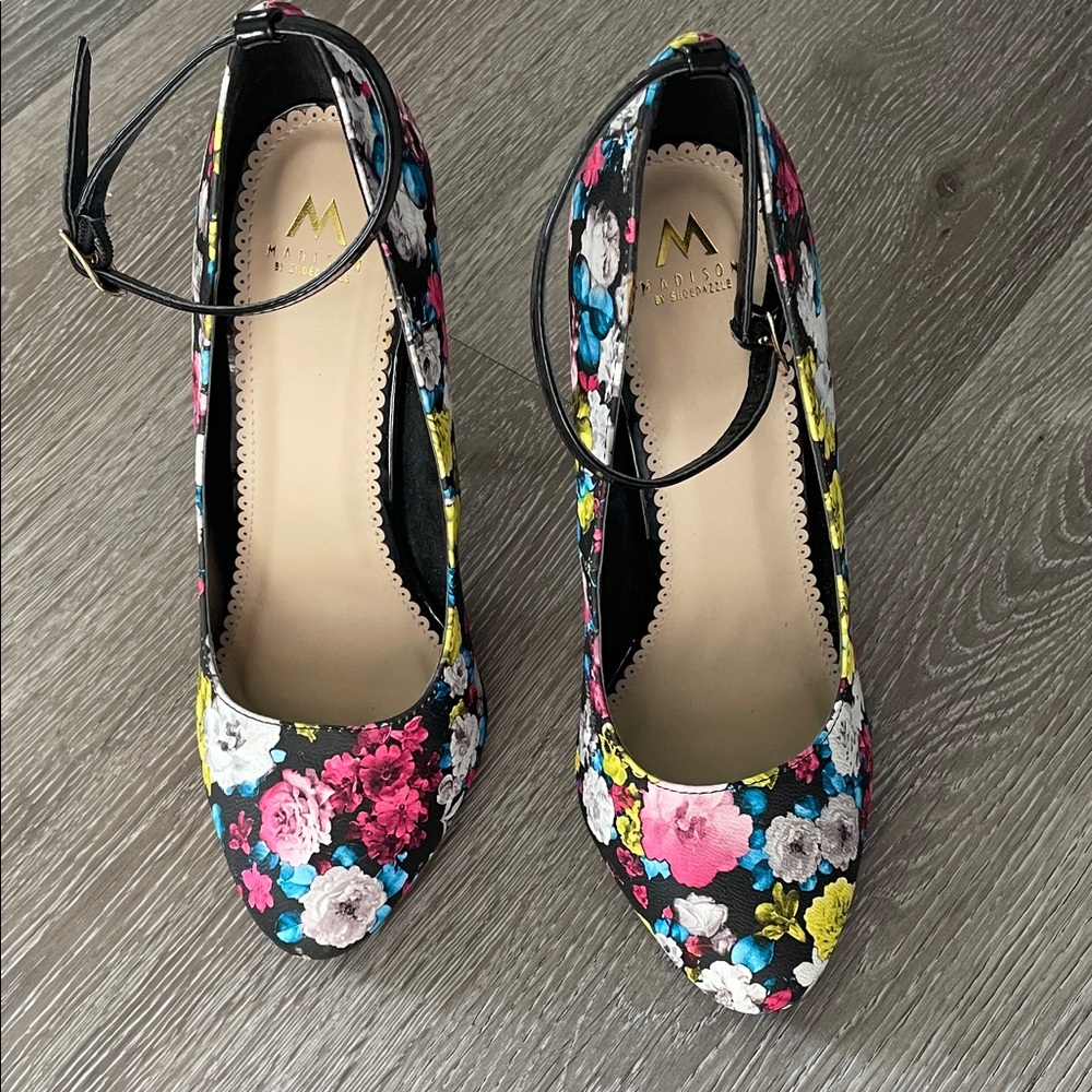 Madison by Shoedazzle Floral Heels - Valerie Style